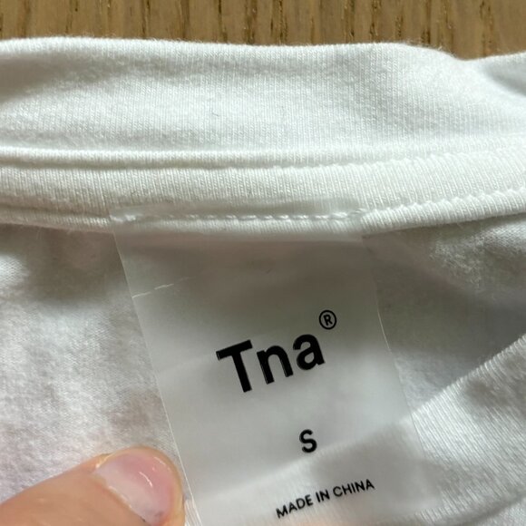 TNA Chill Oritz Top - BNWOT - Picture 4 of 4